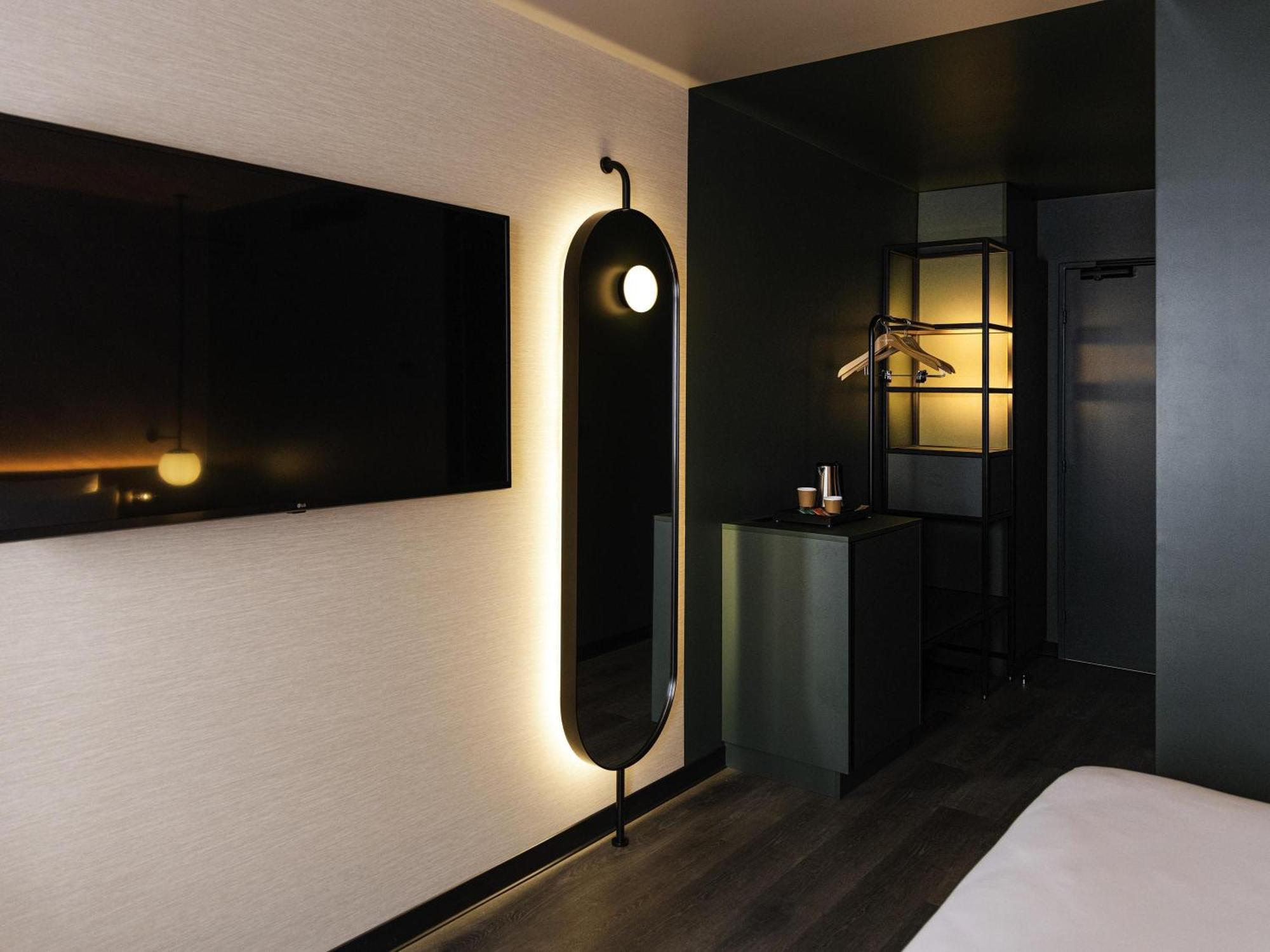 Novotel Paris Suresnes Longchamp Exterior photo