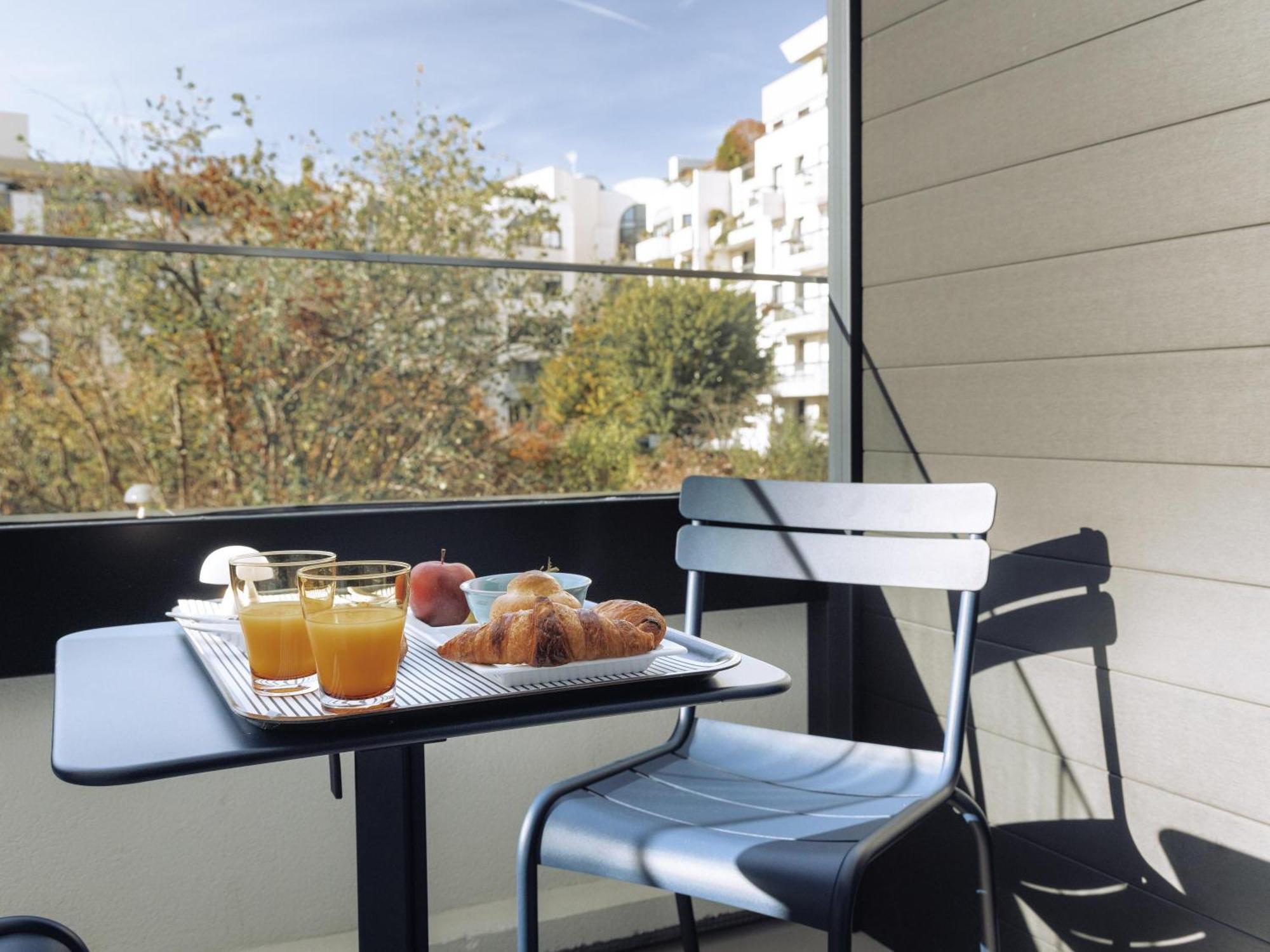 Novotel Paris Suresnes Longchamp Exterior photo
