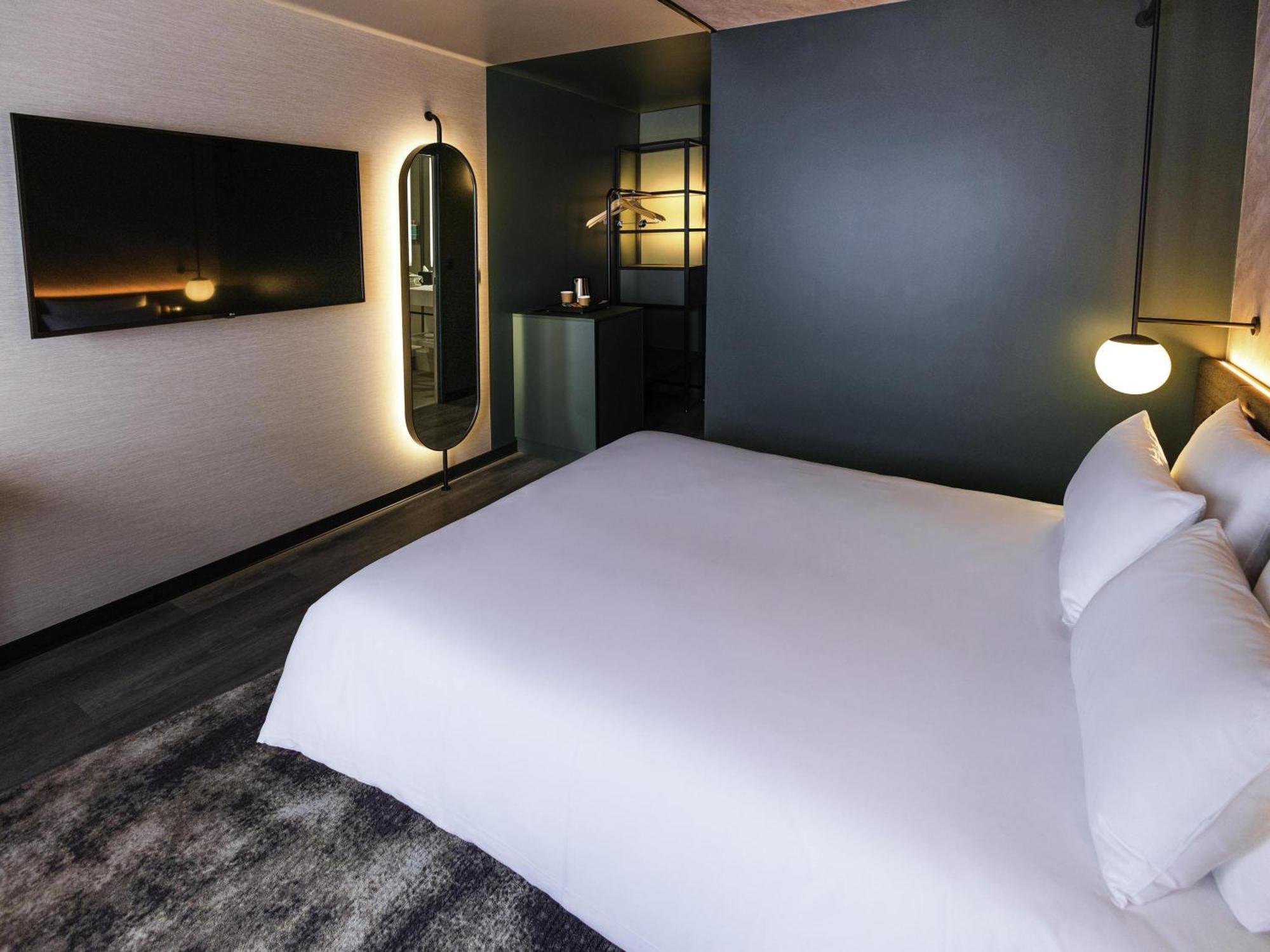 Novotel Paris Suresnes Longchamp Exterior photo